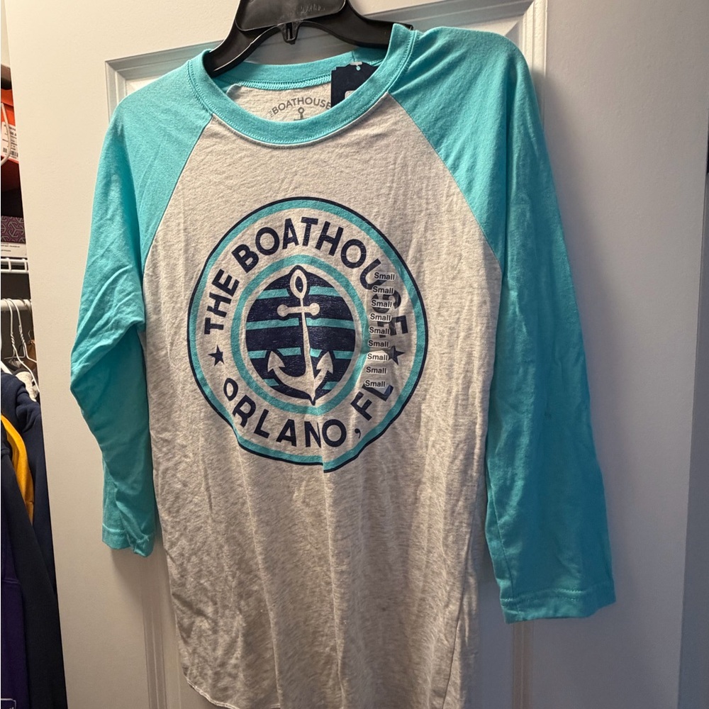 Boathouse Botique Orlando, FL Long Sleeve Tee - Aqua & White